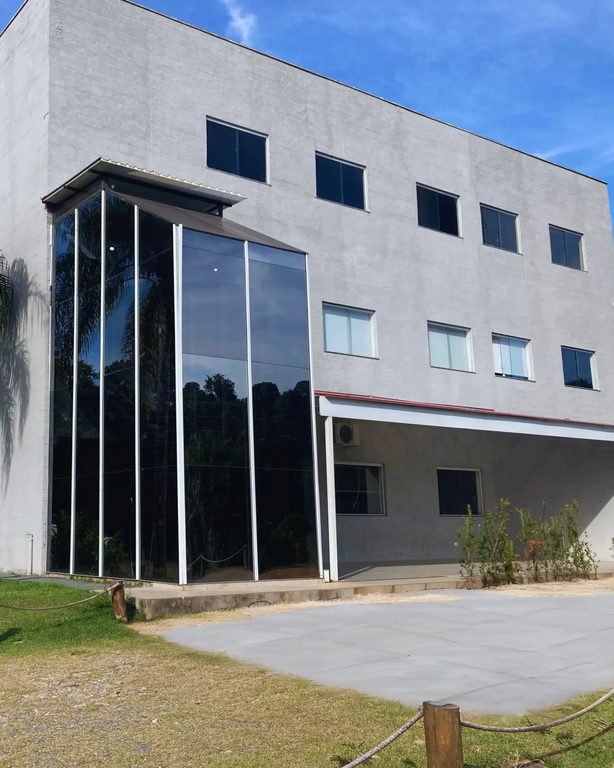 afc5526a-0dae-46f6-bc23-08b1857f80d8 afc5526a-0dae-46f6-bc23-08b1857f80d8